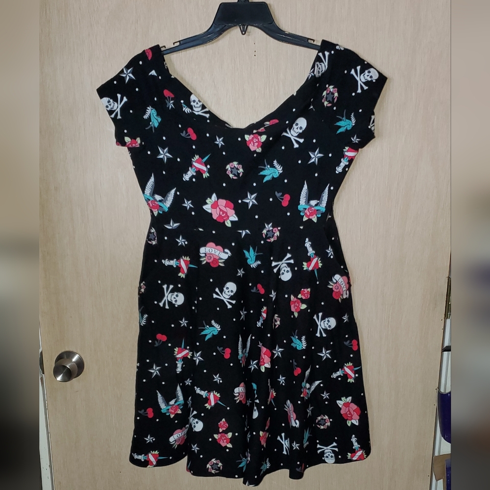 Torrid x Betsey Johnson OtS Skater Dress In Graphic Tattoo Print, Size 0X EUC - Picture 3 of 5